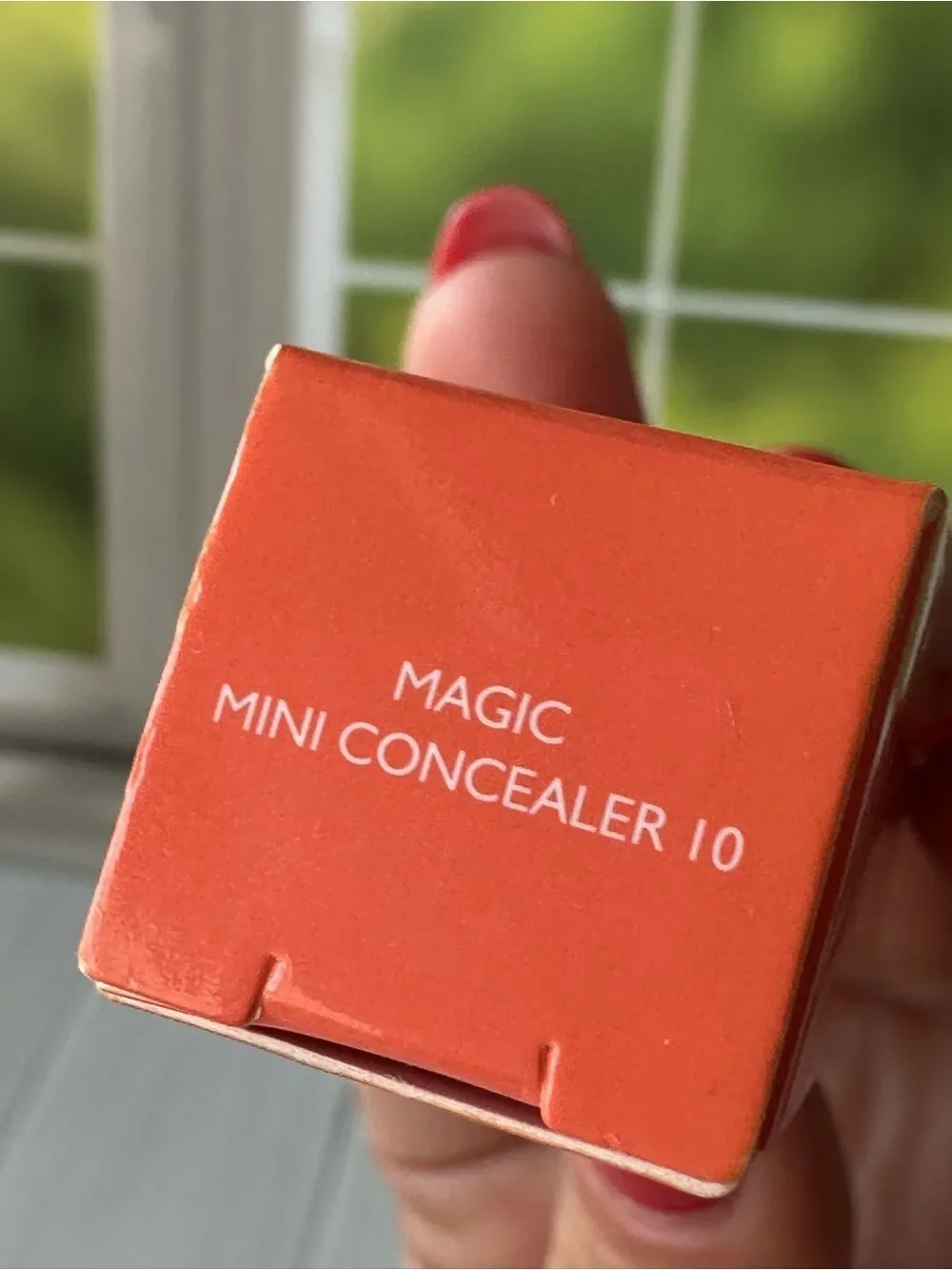 Juvia’s Place I Am Magic Mini Concealer Shade 10 Travel Size